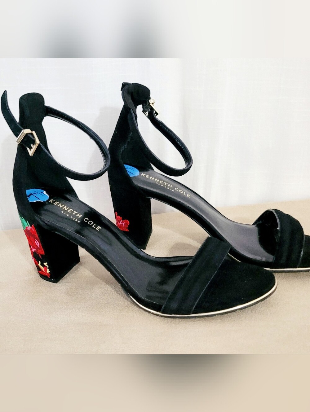 Embroiderd Heels / NEW - Picture 2 of 12